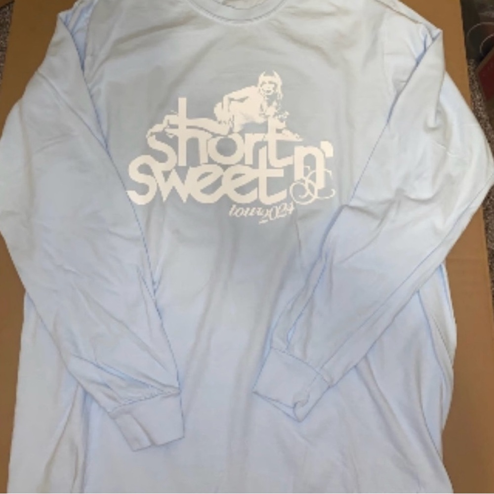 Sabrina CarpenterT-shirt
